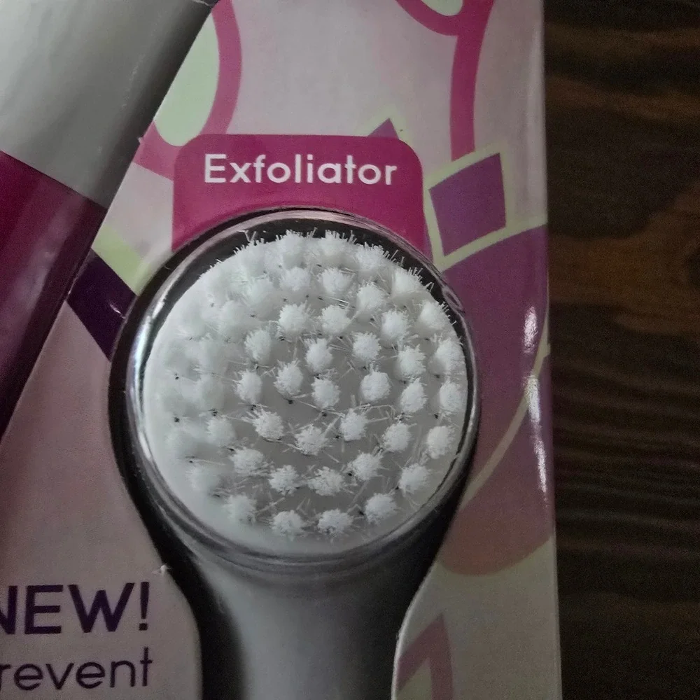 Remington Smooth & Silky Body and Bikini Kit WPG4020 Pink White Wet Dry Shaver